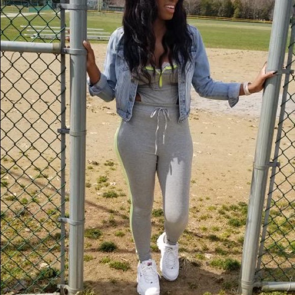 Women’s Comfy Jumpsuit - Picture 10 of 16